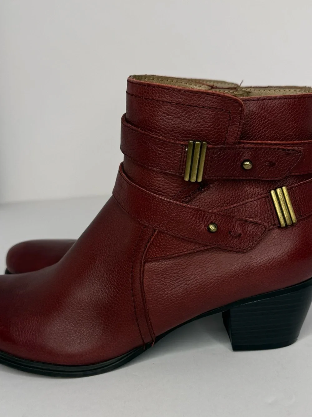 Naturalizer Women's Burgundy Leather Ankle Booties - Picture 6 of 8